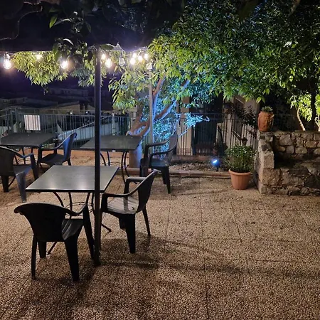 Corallo Garden Studio * Taormina